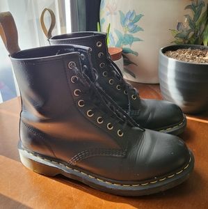 Dr Martens Vegan 1460
